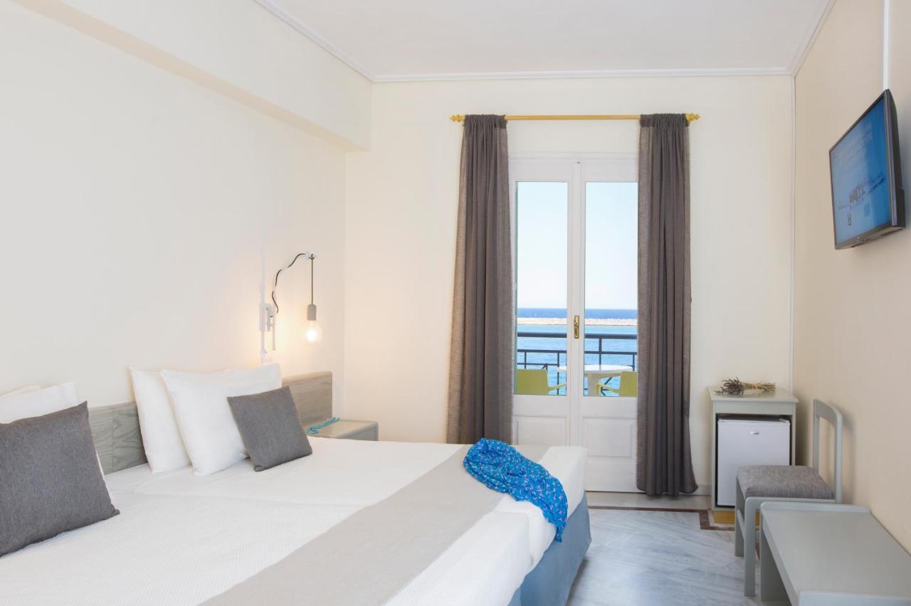 Samaina Port Hotel Karlovassi Extérieur photo
